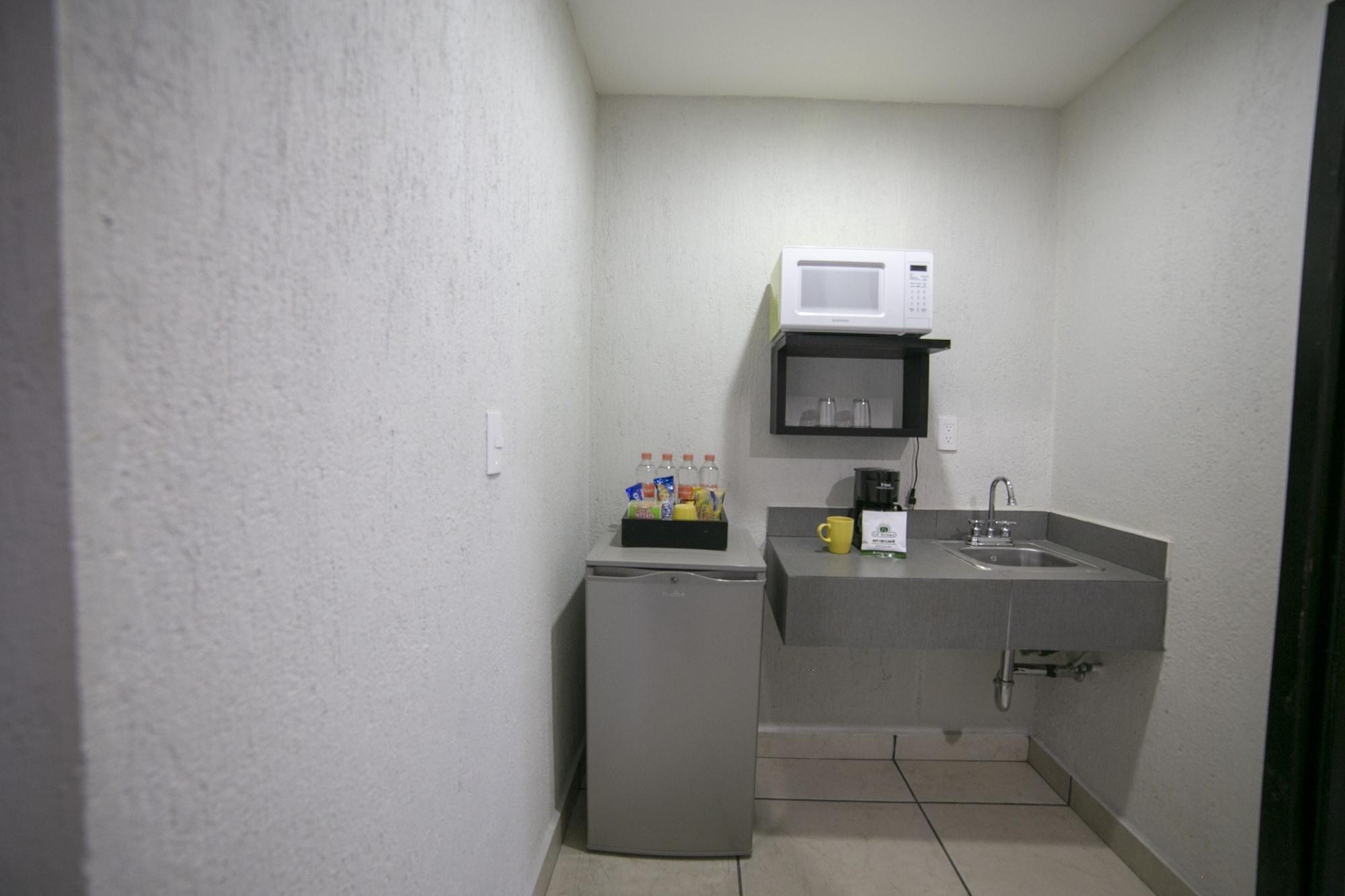 Hotel Rs Suites Tuxtla Gutiérrez Exteriör bild