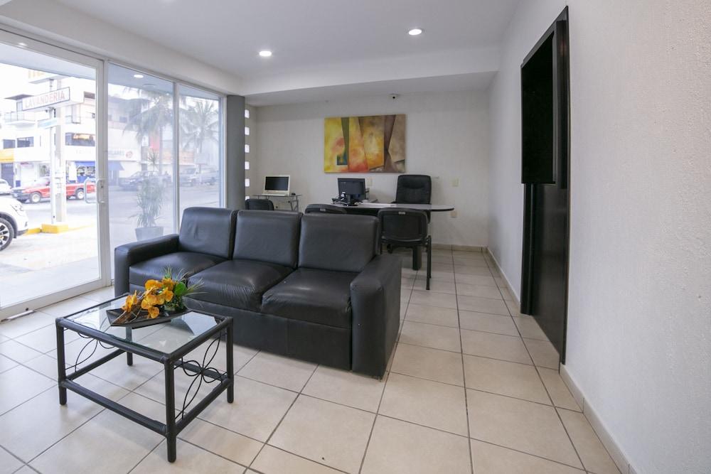 Hotel Rs Suites Tuxtla Gutiérrez Exteriör bild